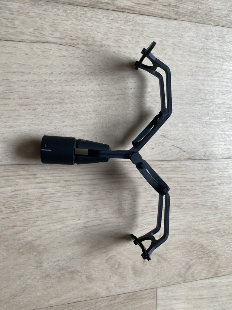 ED2F26EE-825F-4F5D-BCA4-2D01EF7A3449_1_105_c